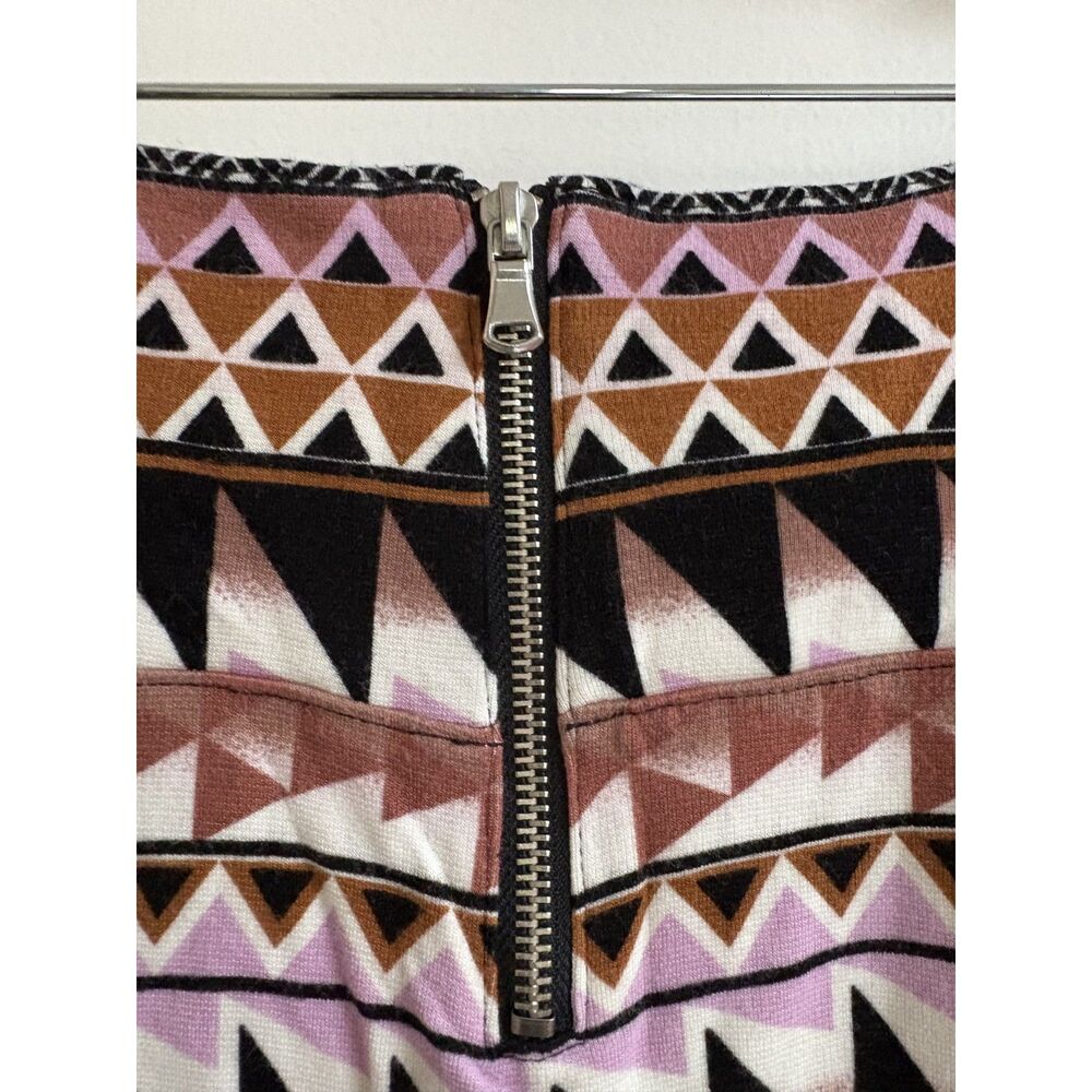 Charlotte Russe Aztec Mini Skirt S Pink Orange Geometric Tribal Boho Bodycon EUC - Picture 4 of 8